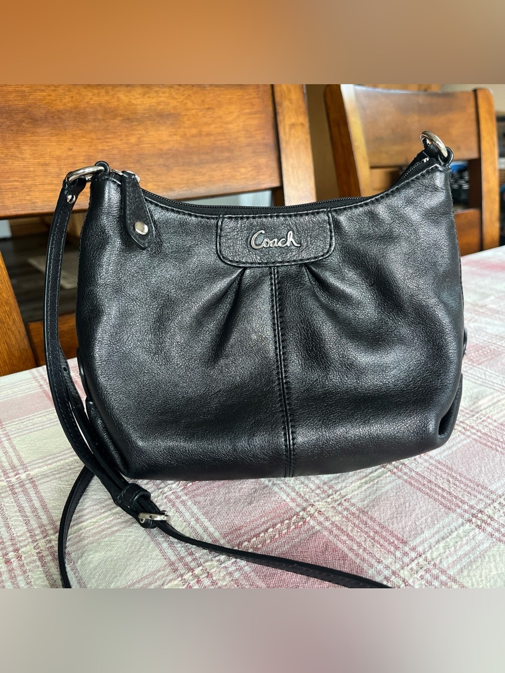 COACH #F48121 "Ashley Leather Swingpack" Crossbody Bag, Black Leather Y2K